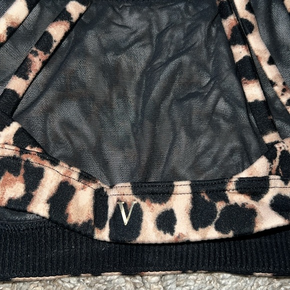 Victoria’s Secret sports bra - Picture 5 of 8